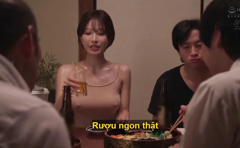 Vợ yêu gạ nện cả gia đình gã chồng vì anh xã dẫn về quê rồi bỏ bê nứng lồn sml